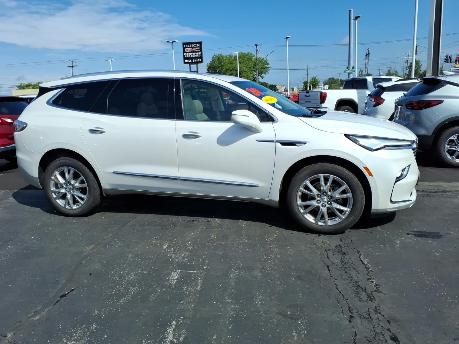 2024 Buick Enclave Essence