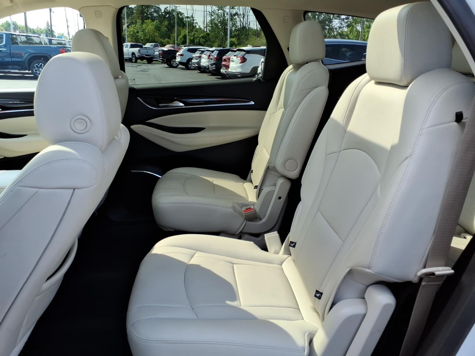 2024 Buick Enclave Essence