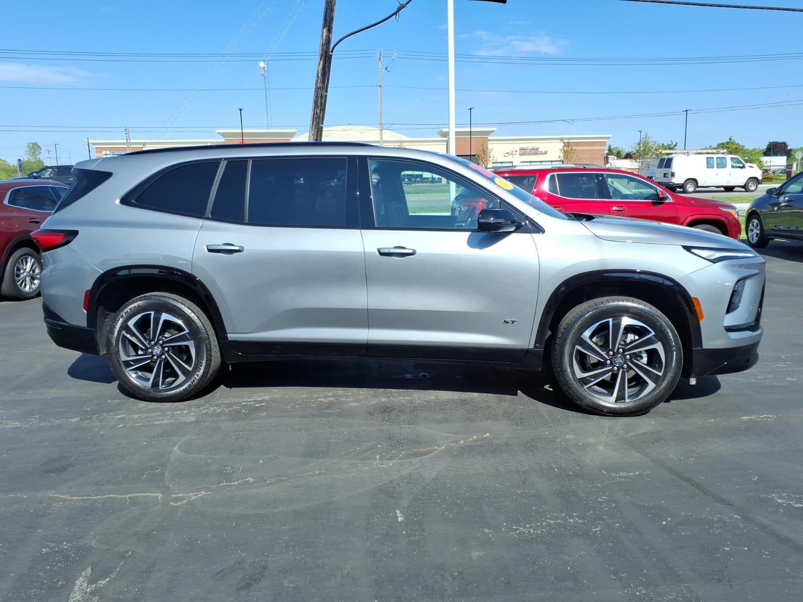 2025 Buick Enclave Sport Touring