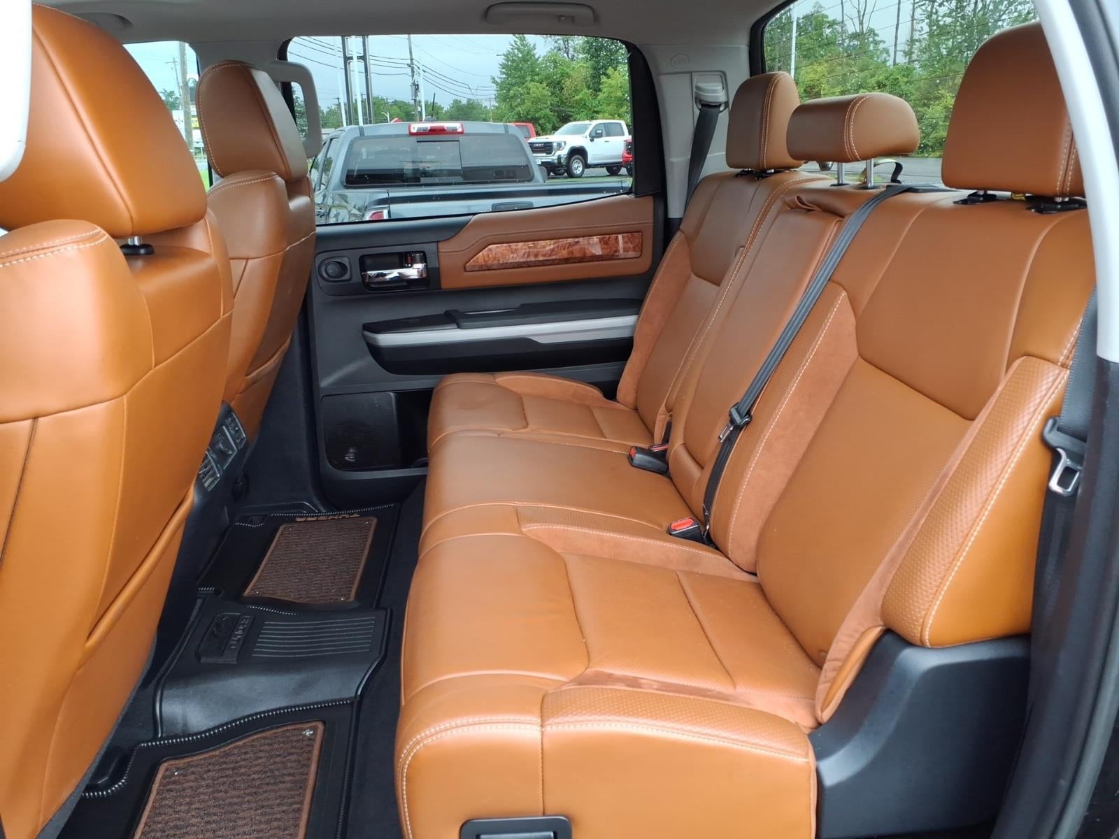 2019 Toyota Tundra 4WD SR5