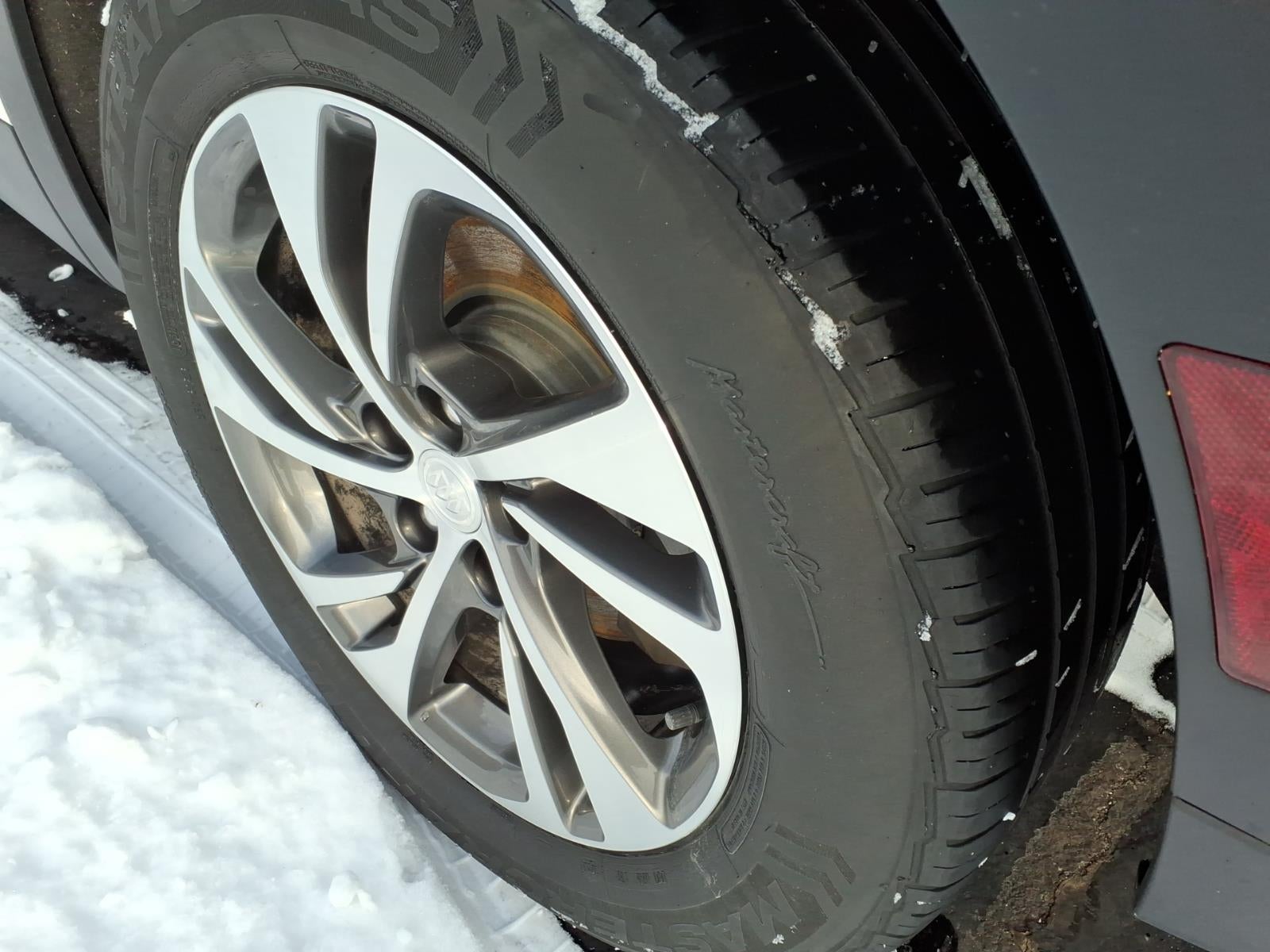 2021 Buick Envision Essence